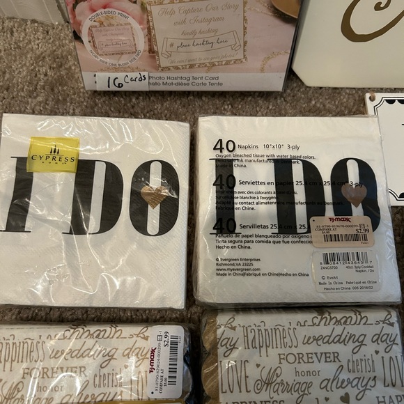 Wedding items - Picture 8 of 10